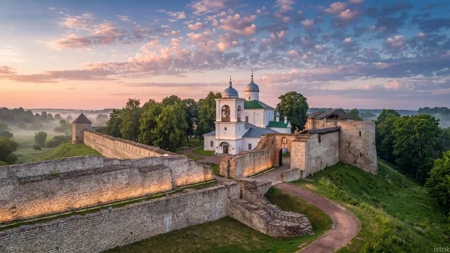 Автобус| Каменные стражи Псковского края