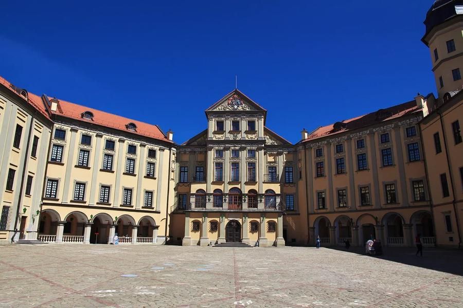 Автобус| Беларусь: новогодняя история королевских городов из Твери