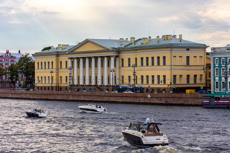 Автобус| Новогоднее волшебство в Петербурге