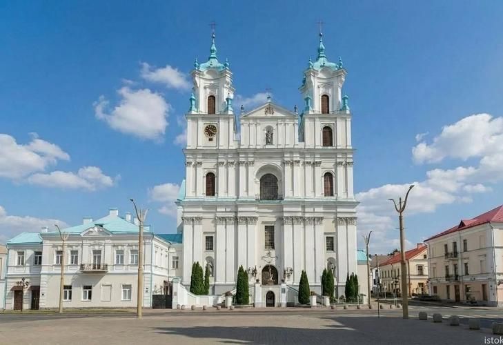 Автобус| Седой Неман: камень помнит корону из Нижнего Новгорода