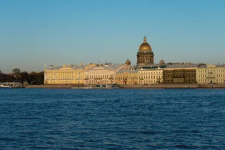 Поезд | Петербургская Коллекция из Курска 2025