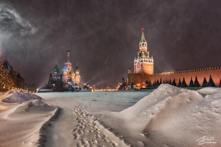 Поезд| Новогодние гуляния в Москве