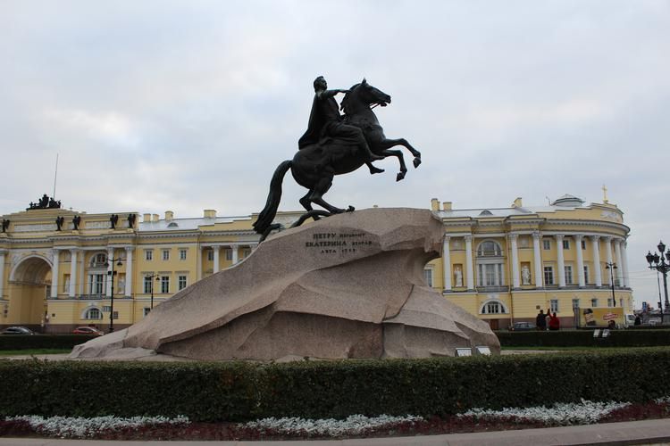 Дух Петербурга: вековые традиции