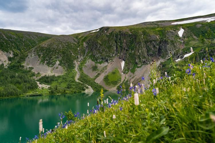 Путь через пепел и лаву