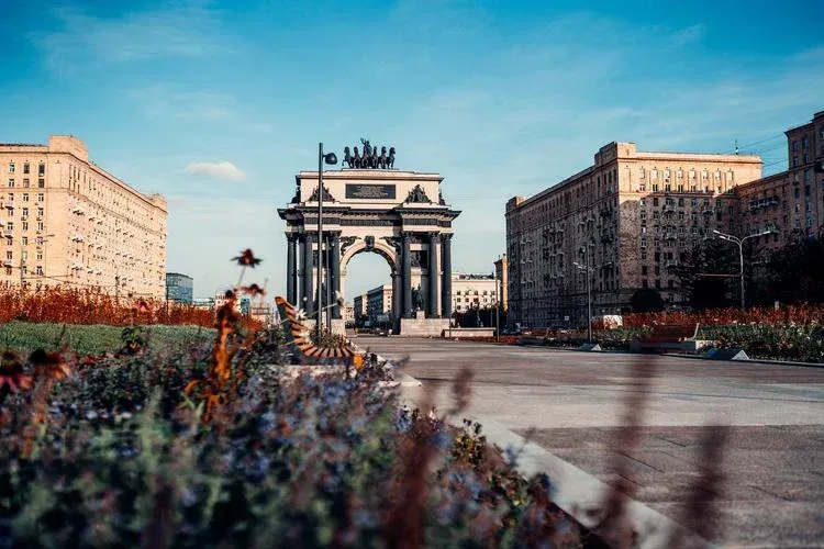 Поезд | Москва классическая из Белгорода 2025